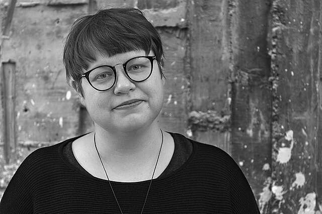 Kasvokuva Hanna Tyvelästä.