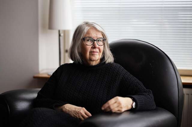 Mona schalin kuva outi pyharanta kopio